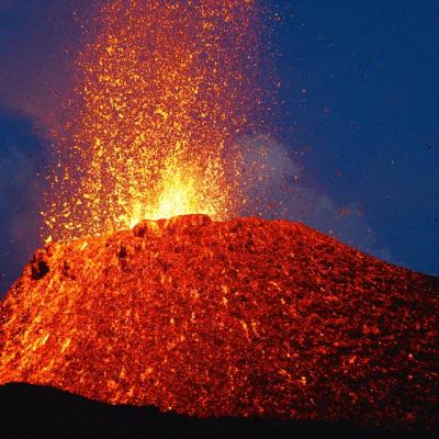 Volcan serge gelabert 1920x960